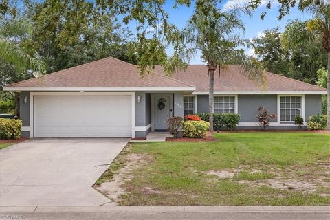 Single Family Residence in IMMOKALEE FL 1264 Friendship DR.jpg