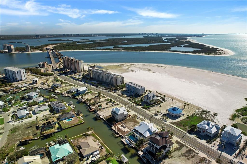 LAGUNA SHORES - Land