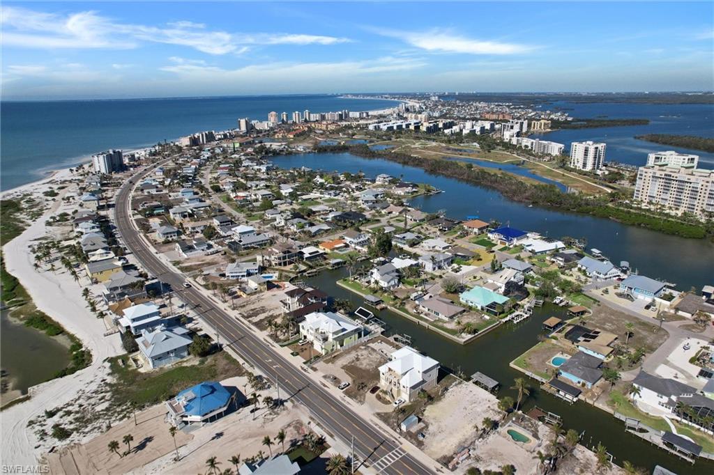 LAGUNA SHORES - Land