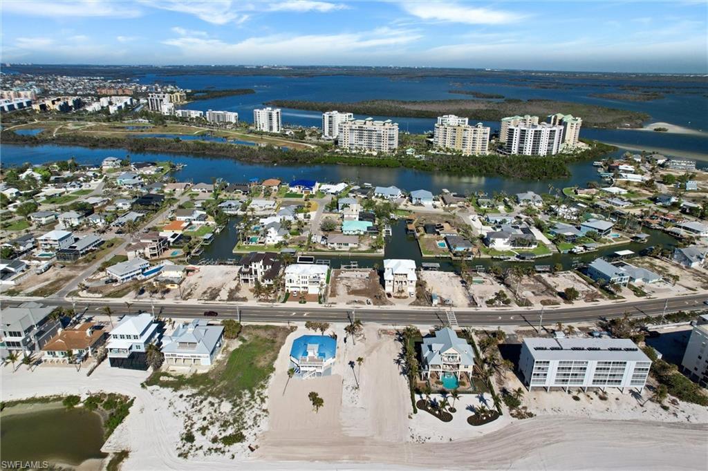 LAGUNA SHORES - Land