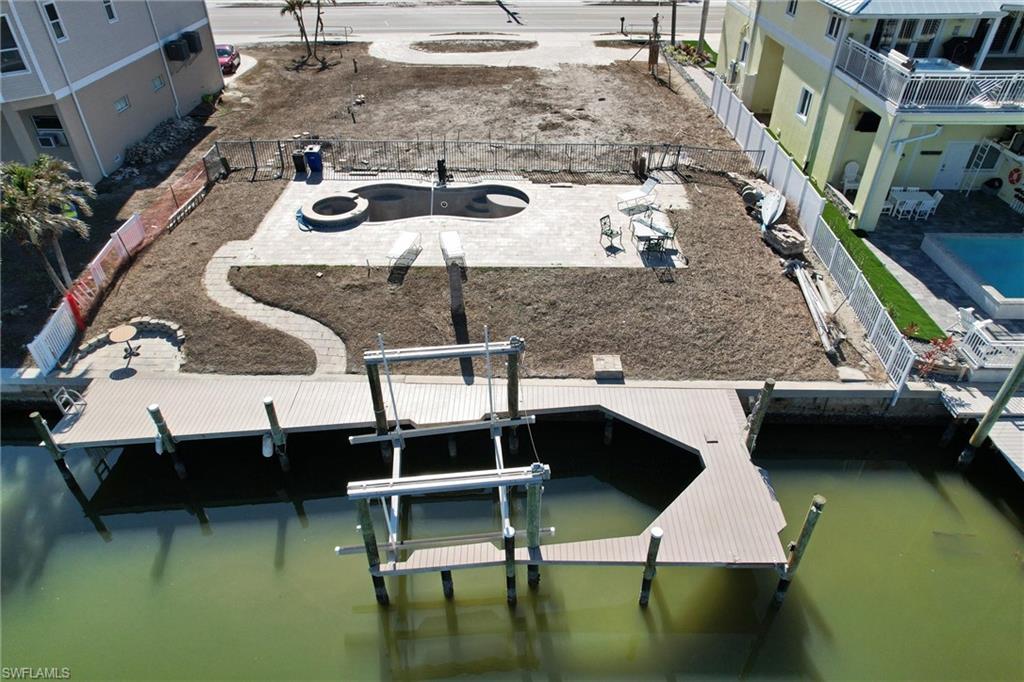 LAGUNA SHORES - Land