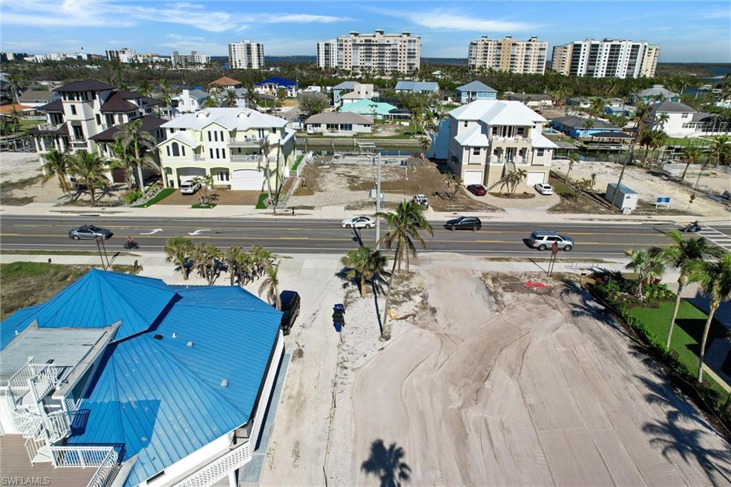 LAGUNA SHORES - Land