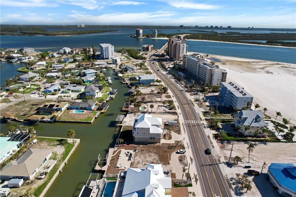 LAGUNA SHORES - Land