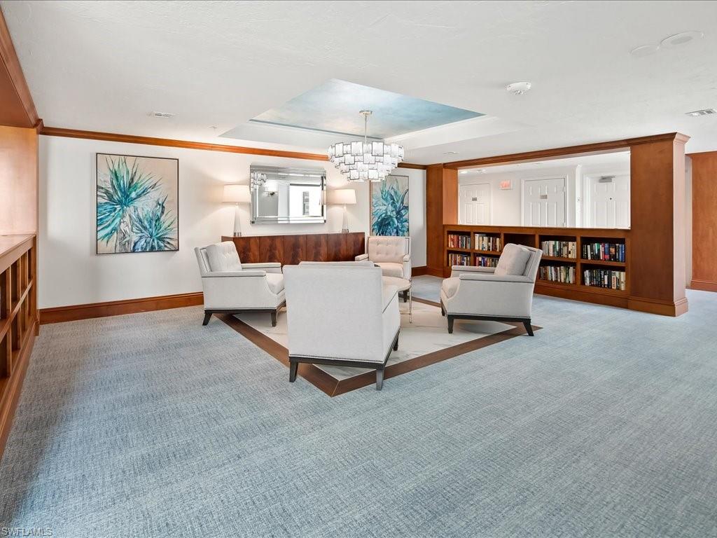 DORCHESTER - Residential
