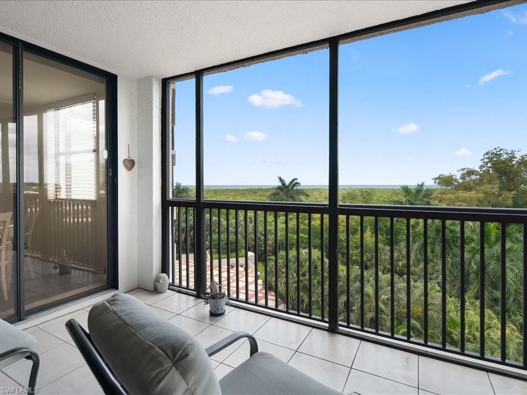 DORCHESTER - Residential