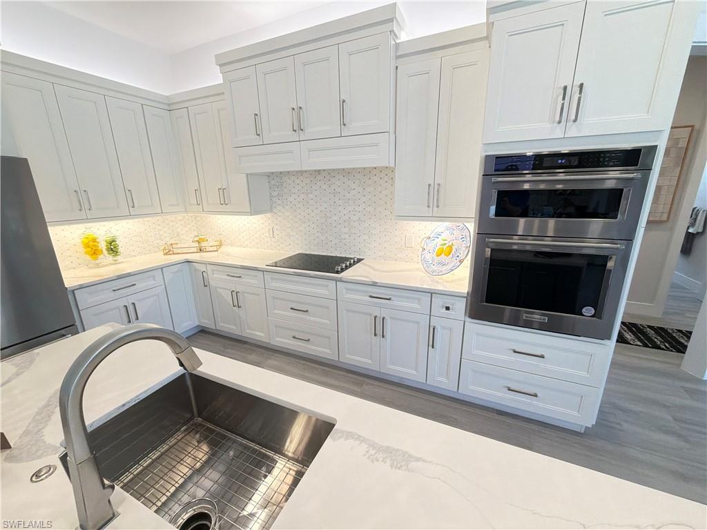 YACHT CLUB - Residential