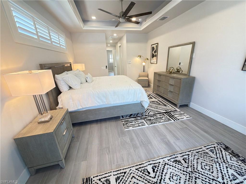 YACHT CLUB - Residential