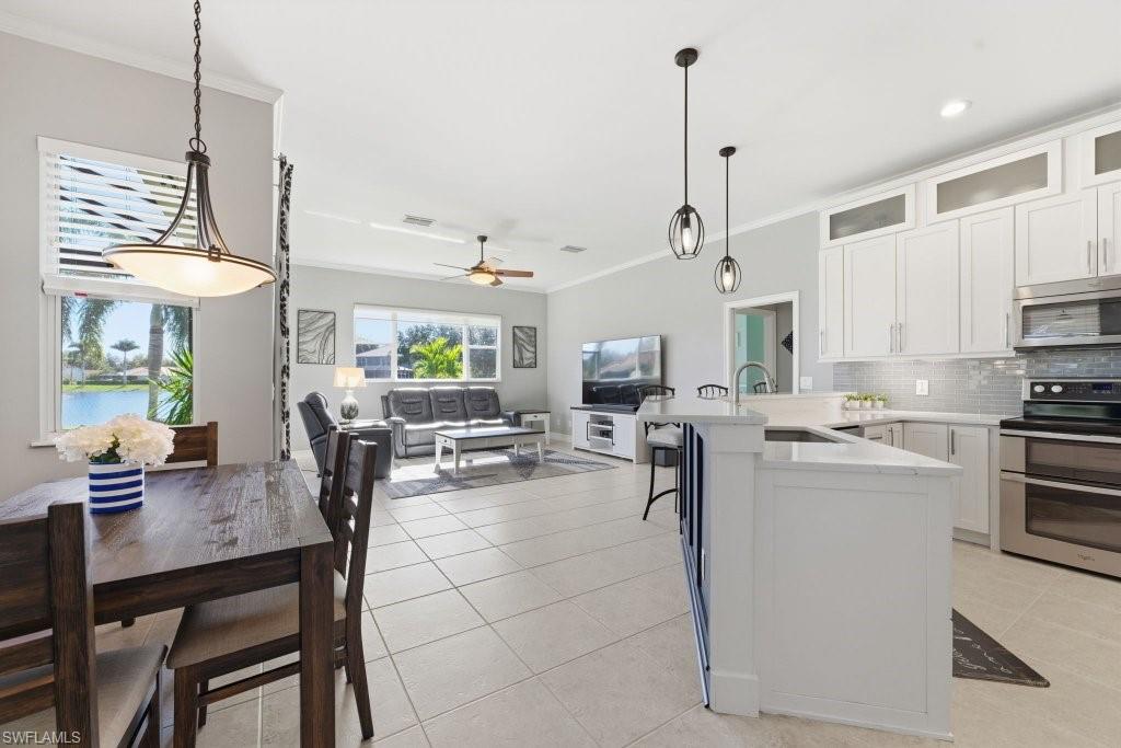 WALDEN LAKES - Residential