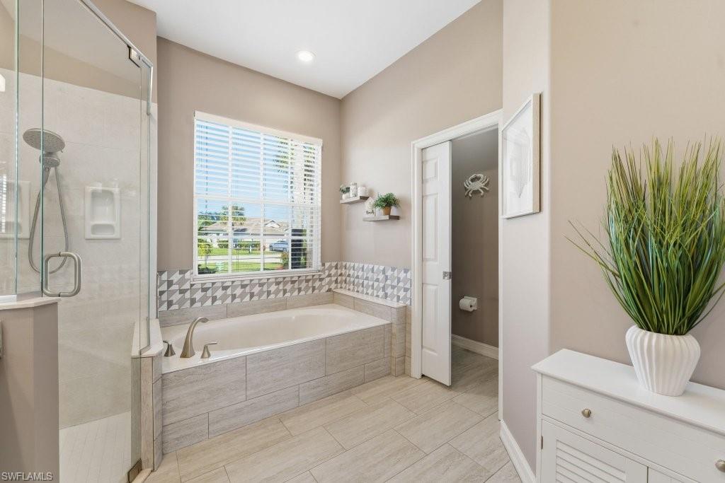 WALDEN LAKES - Residential