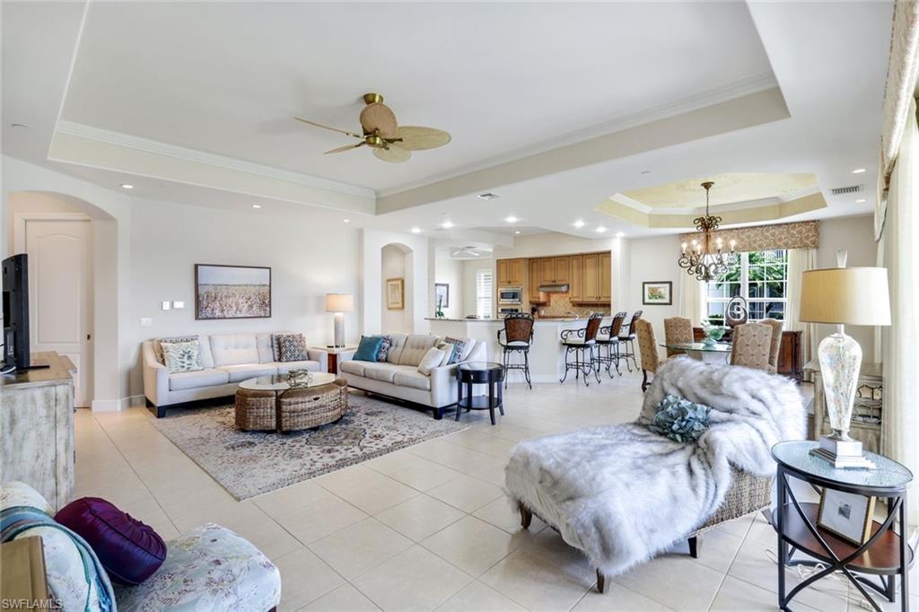 554 Avellino Isles CIR 101