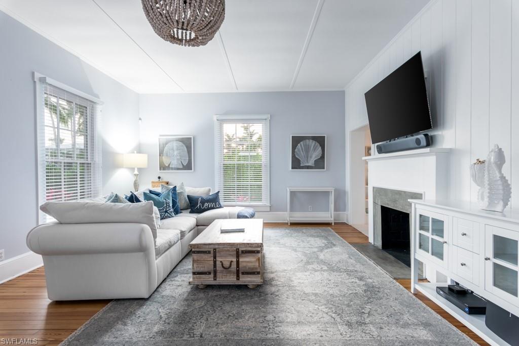 OLDE NAPLES - Residential