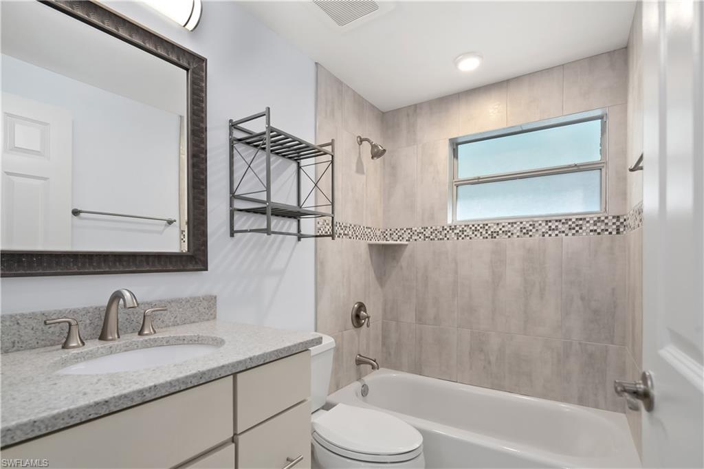 NAPLES PARK - Residential