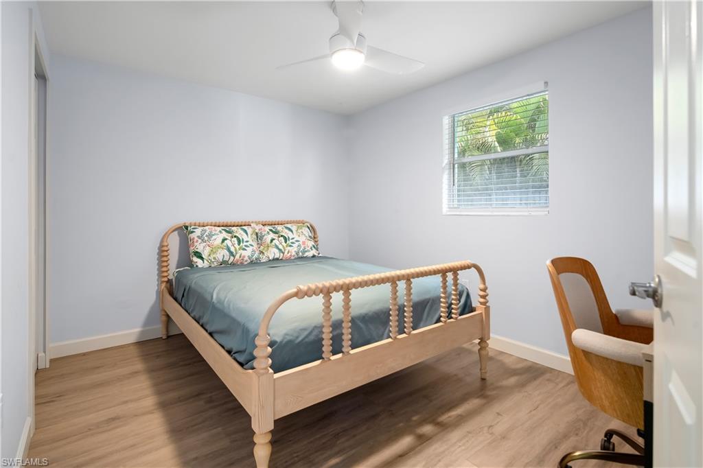 NAPLES PARK - Residential