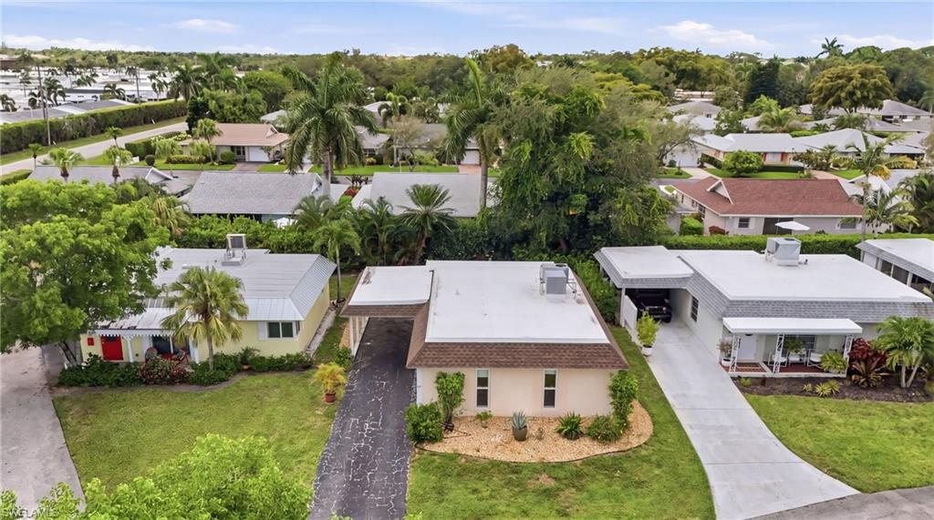 ROYAL PARK VILLAS - Residential