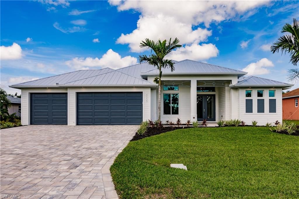 Photo of 4000 SW 16th PL, CAPE CORAL, FL 33914 (MLS # 2025017265)
