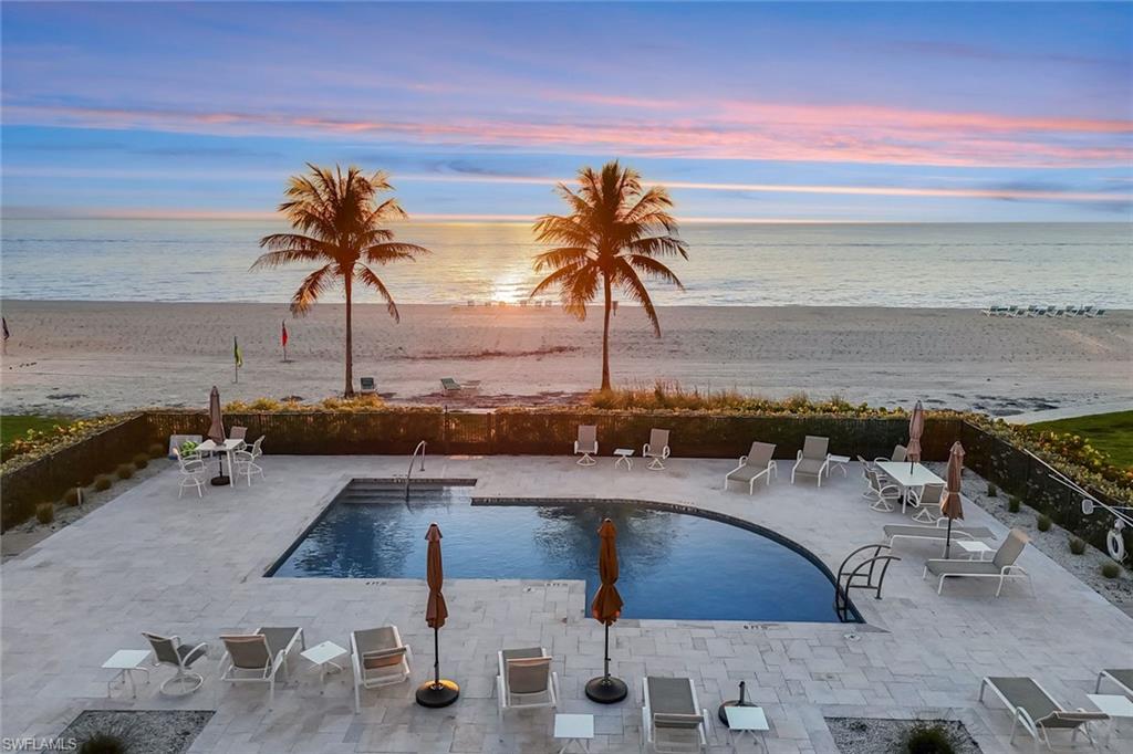 BAREFOOT BEACH - Residential