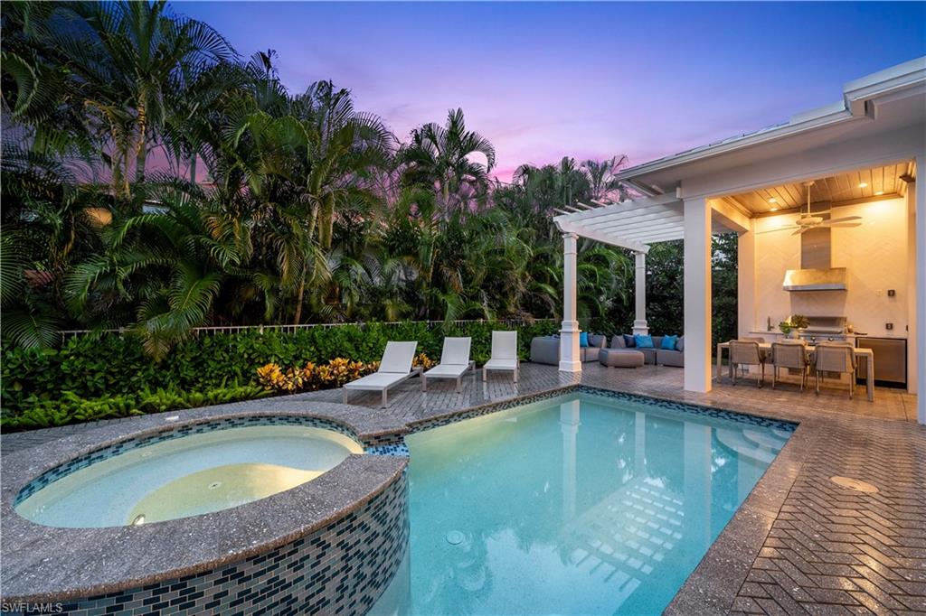 OLDE NAPLES - Residential