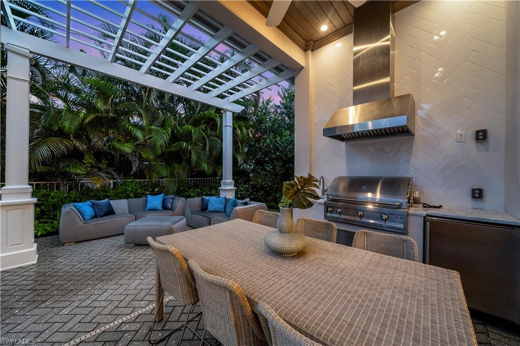 OLDE NAPLES - Residential