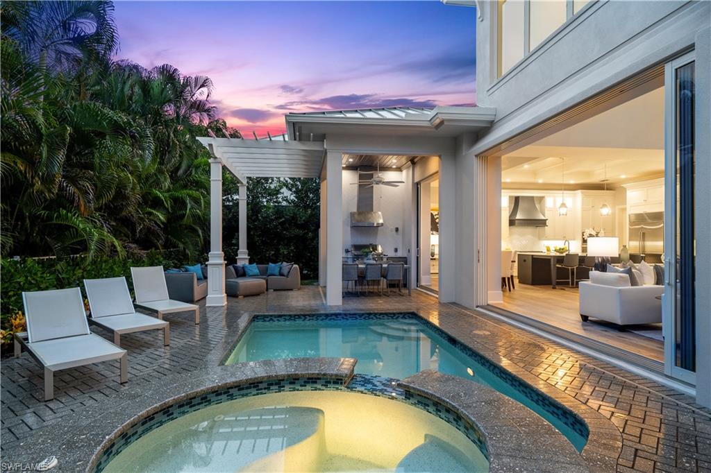 OLDE NAPLES - Residential