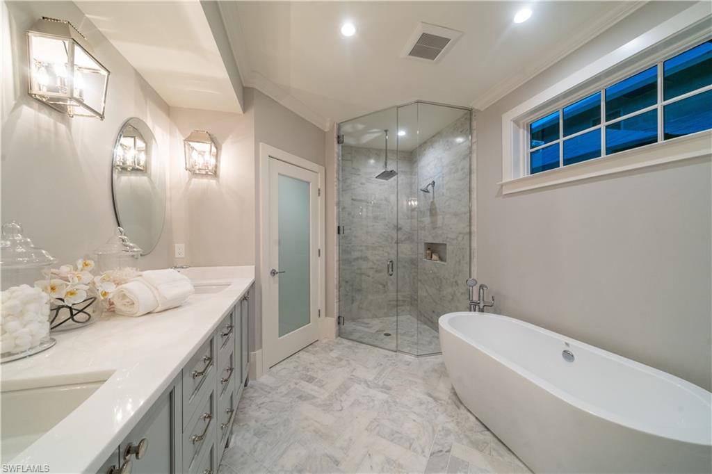 OLDE NAPLES - Residential