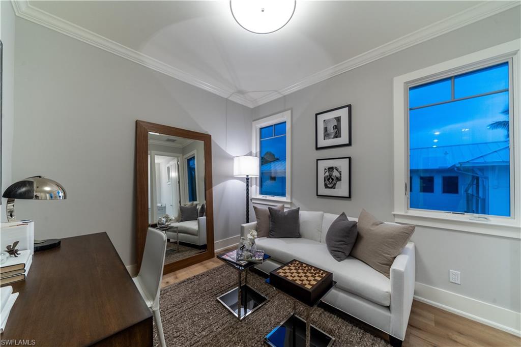 OLDE NAPLES - Residential