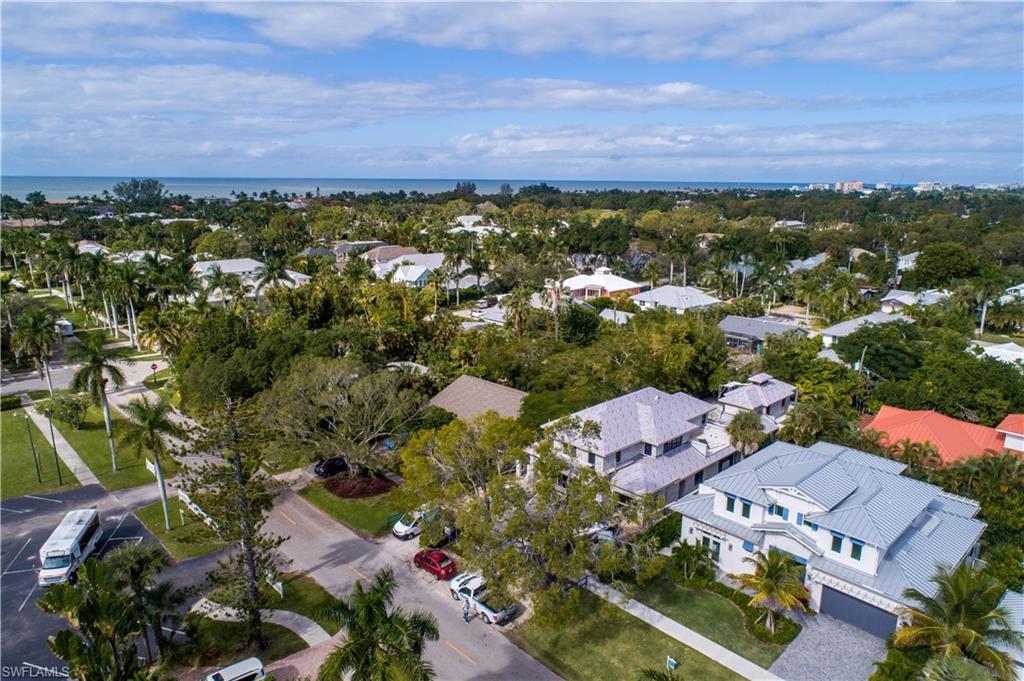 OLDE NAPLES - Residential