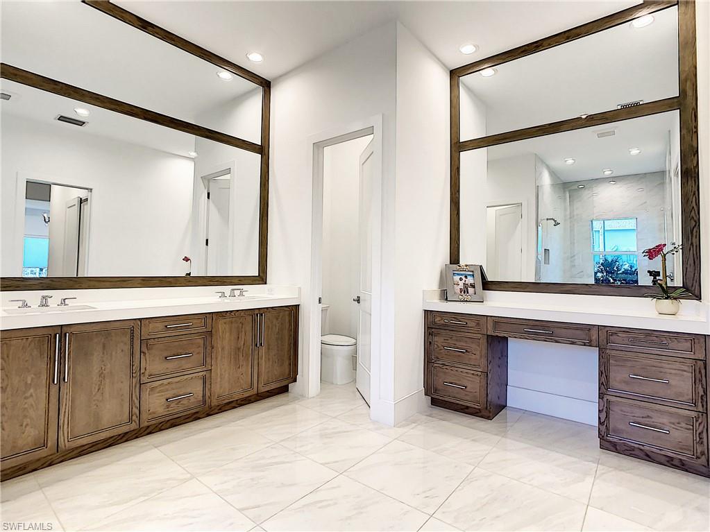 LIVINGSTON WOODS - Residential