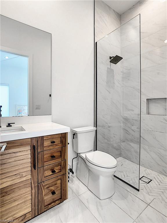 LIVINGSTON WOODS - Residential