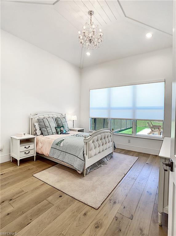 LIVINGSTON WOODS - Residential