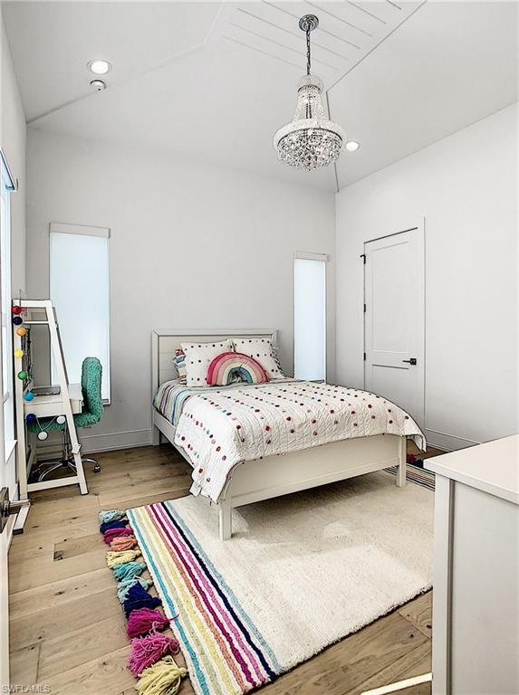 LIVINGSTON WOODS - Residential