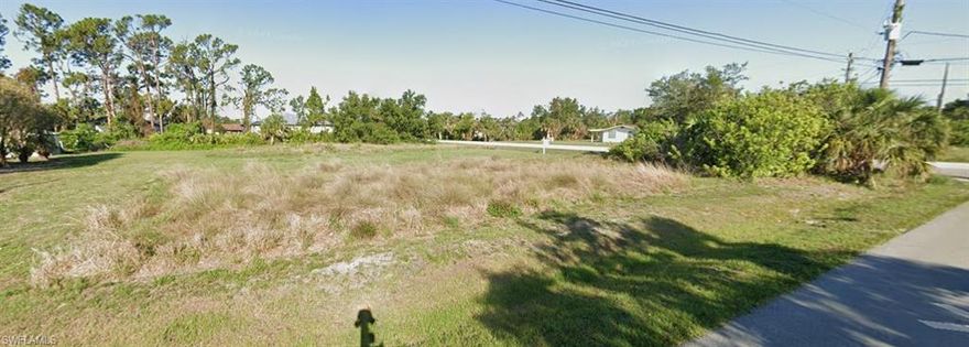 Build your dream home in WARM MINERAL SPRINGS! Perfect location, close to shopping, restaurants and
Myakka River, along with Deer Prairie Creek Preserve for you to enjoy nature trails and more.  Short driving distance to the beaches, Atlanta Braves Stadium, Murdock Village area and Wellen Park. NO HOA!!! Don't miss out on this GREAT OPORTUNITY FOR YOUR NEXT INVESTMENT!