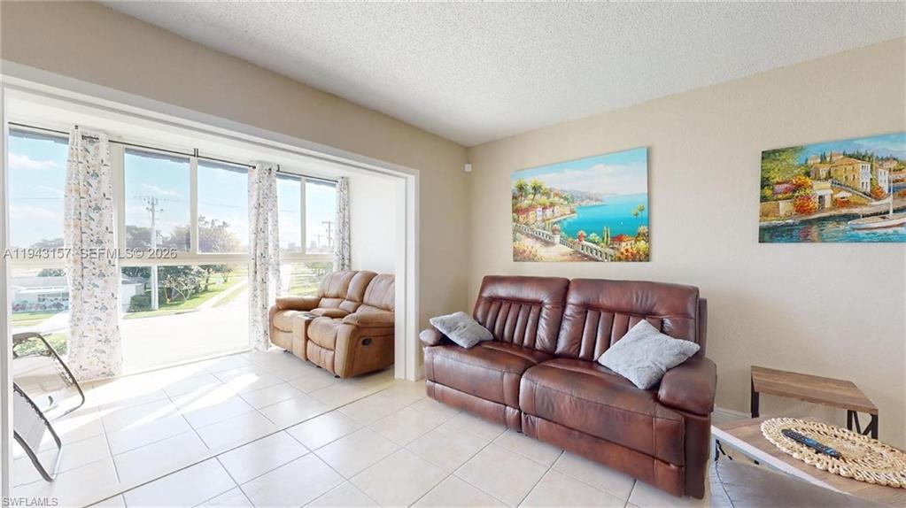 GOLFVIEW CONDO - Residential