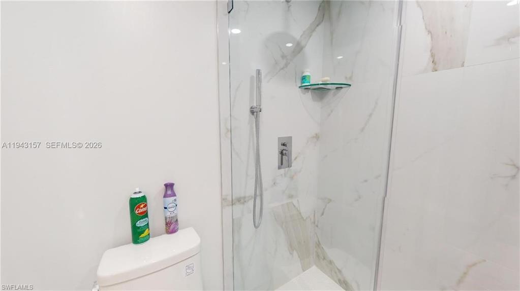 GOLFVIEW CONDO - Residential