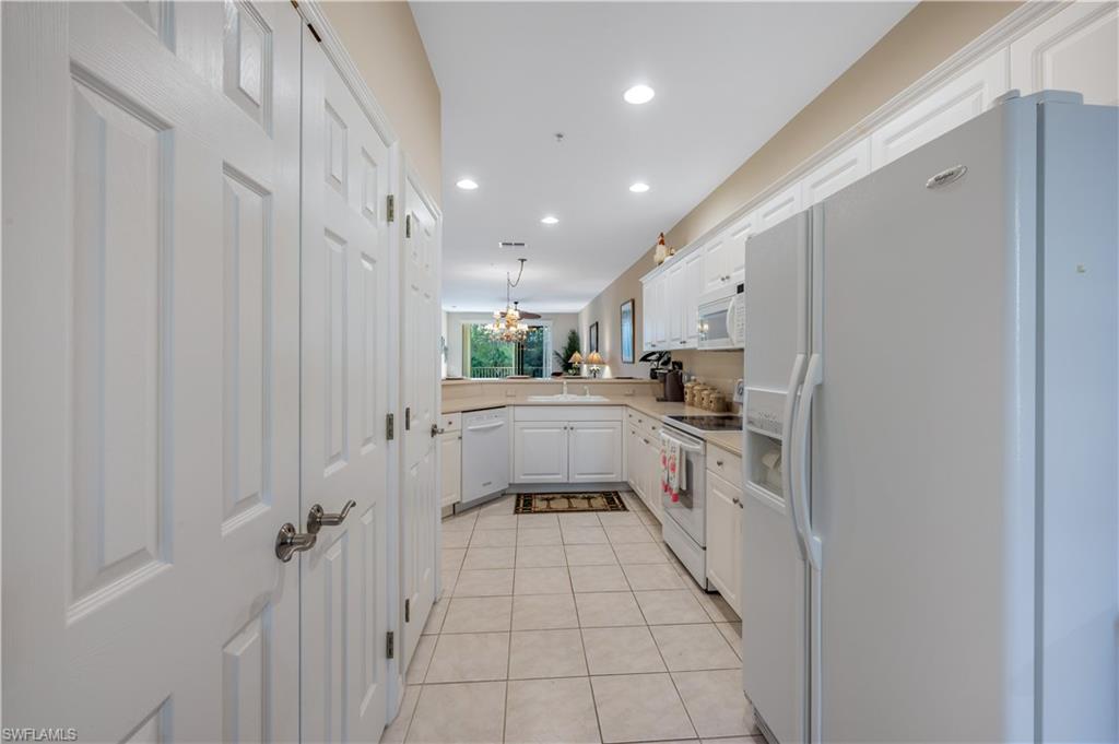 LAKE BARRINGTON - Residential