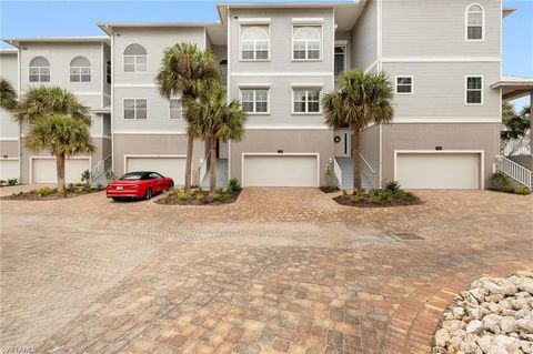 109 Barefoot CIR 22 BONITA SPRINGS FL 34134