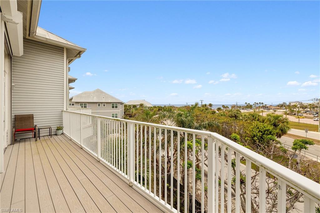 VILLAS AT BAREFOOT BEACH - Residential