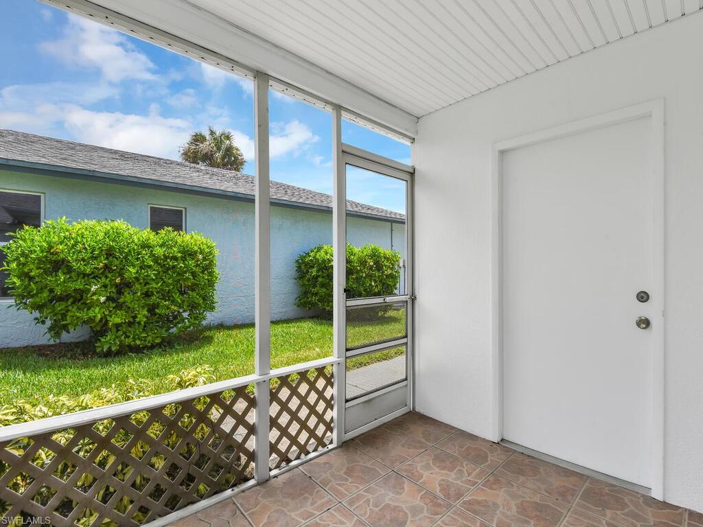 NAPLES PARK - Residential