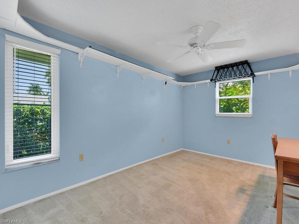 NAPLES PARK - Residential