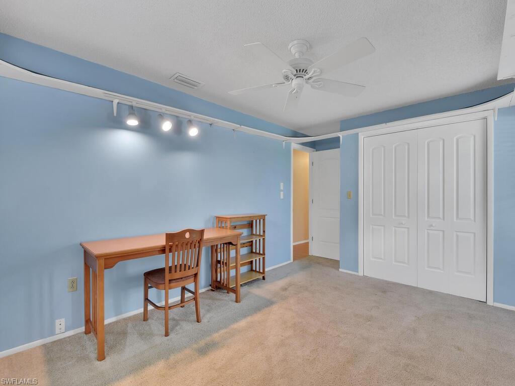 NAPLES PARK - Residential