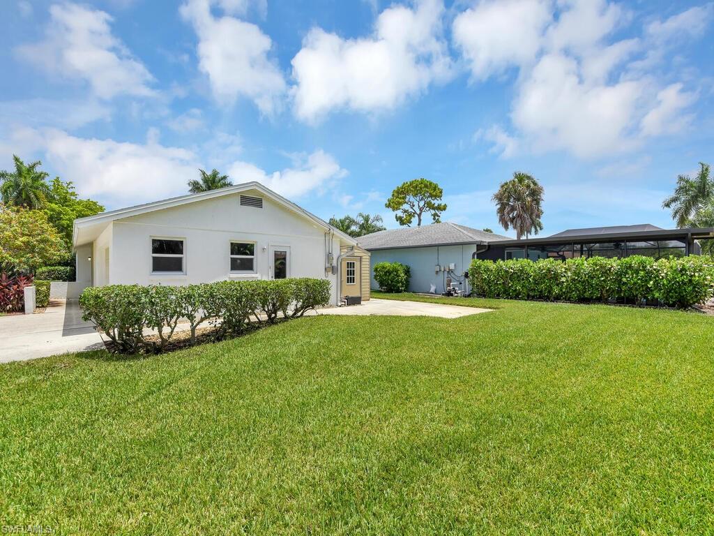 NAPLES PARK - Residential