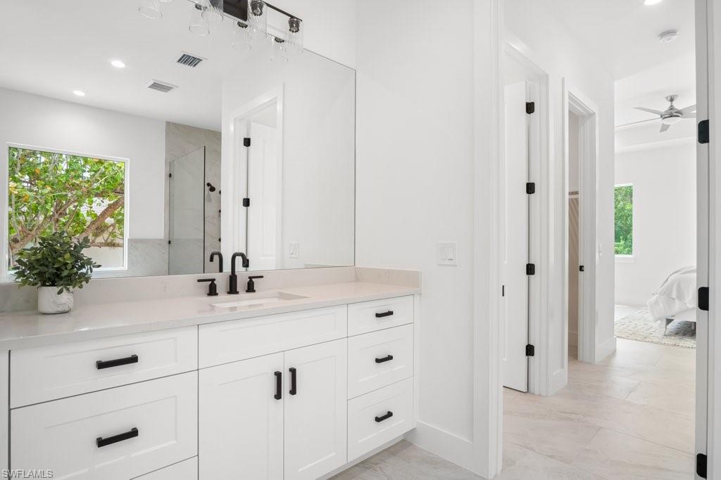 IMPERIAL SHORES - Residential