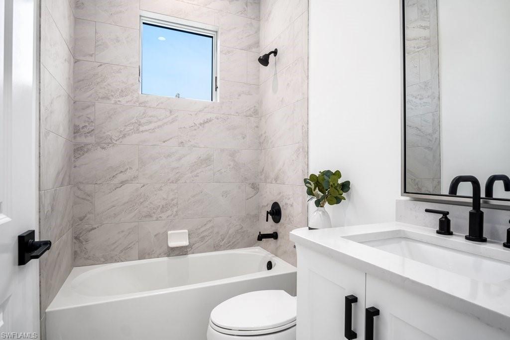 IMPERIAL SHORES - Residential