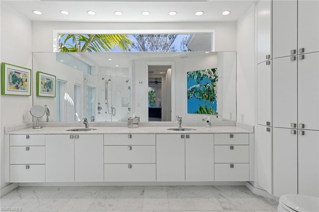 HIDEAWAY BEACH - Residential