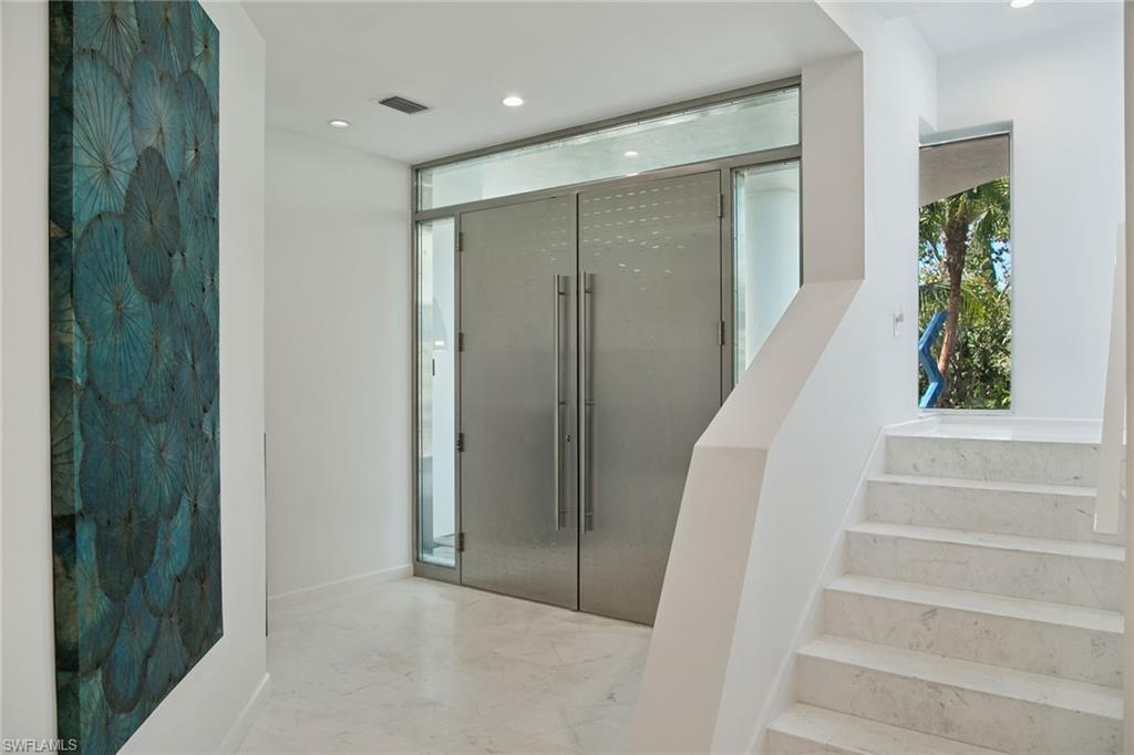 HIDEAWAY BEACH - Residential