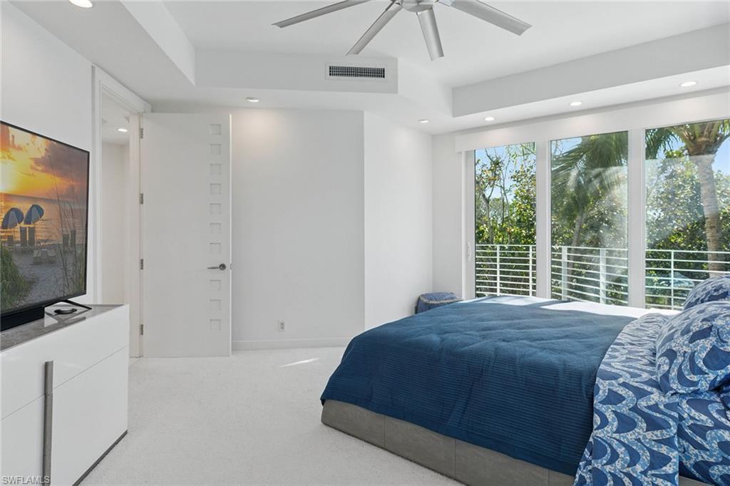 HIDEAWAY BEACH - Residential