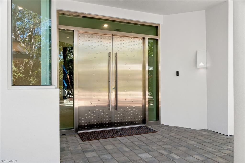 HIDEAWAY BEACH - Residential