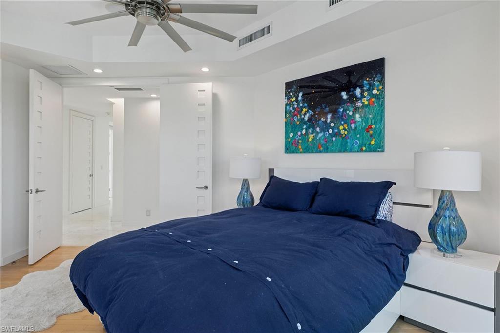 HIDEAWAY BEACH - Residential