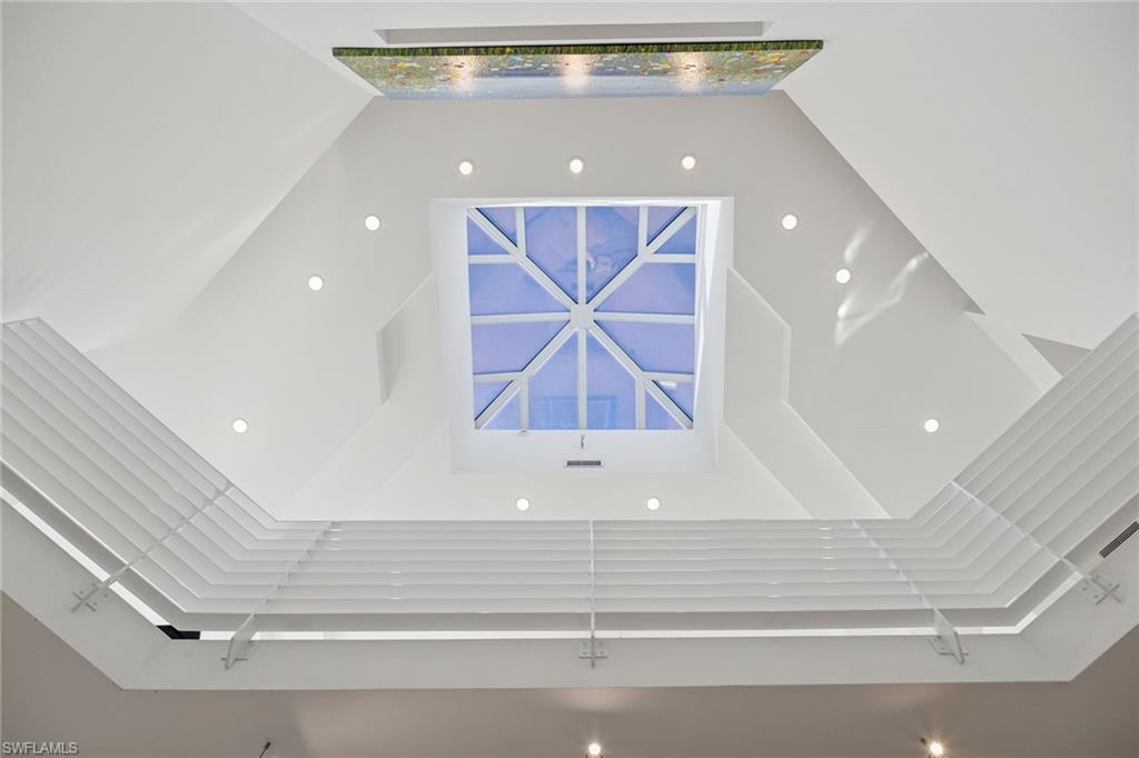 HIDEAWAY BEACH - Residential