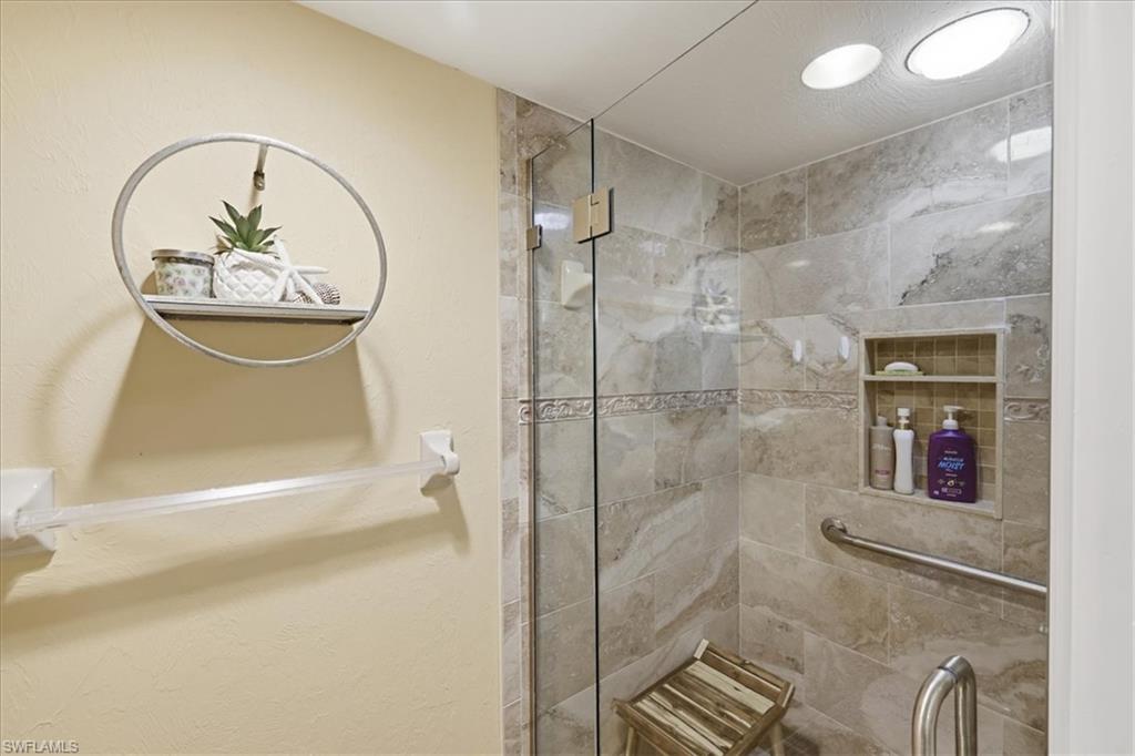 FAIRWAYS - Residential