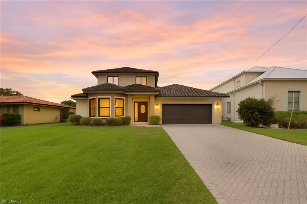 ROYAL HARBOR - Residential